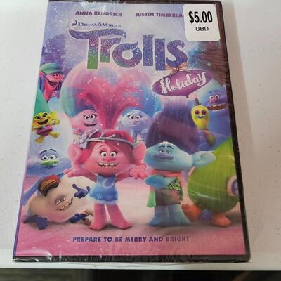 Trolls Holiday DVD