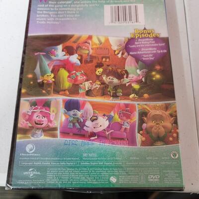 Trolls Holiday DVD