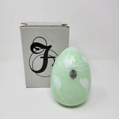 FENTON GREEN SHINY WITH WHITE HANGING HEARTS AND VINES EGG-MADE BY FENTON FOR MCMILLEN & HUSBAND