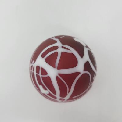 FENTON SATIN CRANBERRY WITH WHITE HANGING HEARTS AND VINES EGG-MADE BY FENTON FOR MCMILLEN & HUSBAND