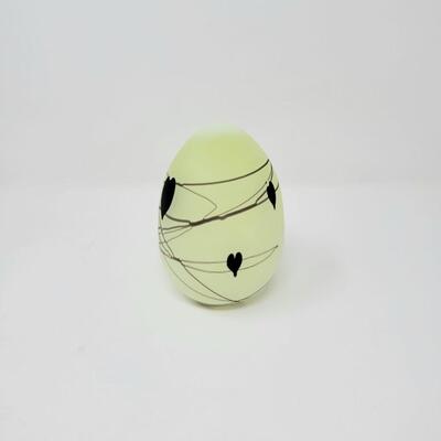 FENTON CREAMY TOPAZ SATIN URANIUM WITH AMETHYST HANGING HEARTS AND VINES EGG-MADE BY FENTON FOR MCMILLEN & HUSBAND
