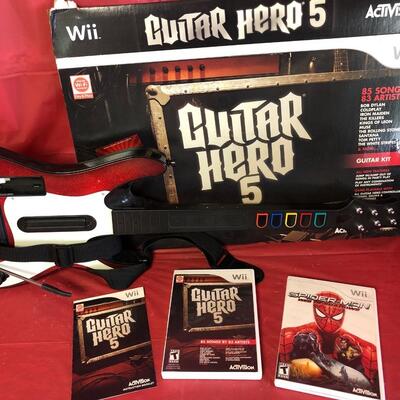 B54- Wii Guitar Hero & Spider-Man