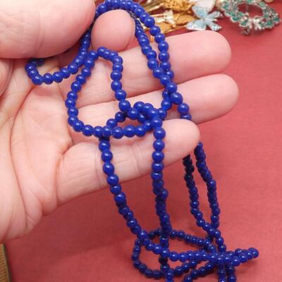 Brilliant blue Beaded Necklace