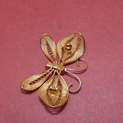 Gold Tone Pearl Filagree Butterfly Pin