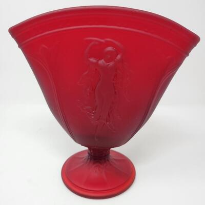 FENTON RED SATIN DANCING LADY FAN VASE FFOGKC 2007