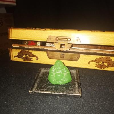ASIAN THEMED WOODEN BOX-GONG-BUDDA-SMALL COLLECTABLES