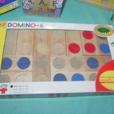 NEW WOODEN PUZZLE BLOCKS AND YOUNG CHILDRENS FUN
