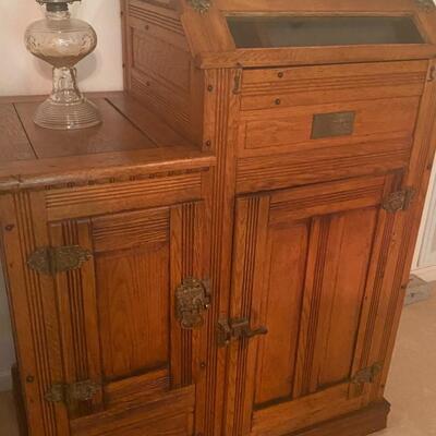 Ice cream maker/Ice box