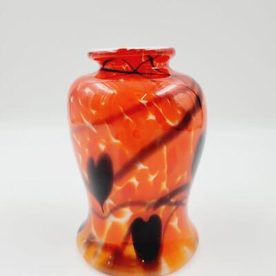 FENTON MADE BY DAVE FETTY OFFHAND ORANGE/ RED WITH BLACK HANGING HEARTS AND VINES VASE 2011- MADE AT FENTON'S COLLECTIBLES