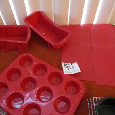 Red Silicone Bakeware