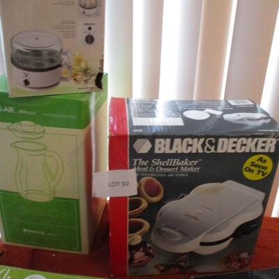 Appetizer Dish, black & Decker Mea/Dessertl maker, Slimware Platters, Egg Express
