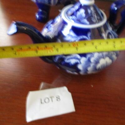 Bombay Rosette Coffee Pot & Teapot