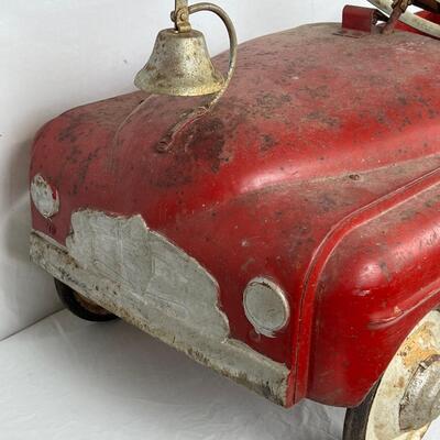 5529 Vintage BMC Fire Chief Petal Car