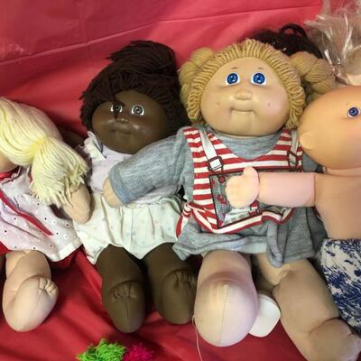 P1- Cabbage Patch, Prec. Moments Dolls & others