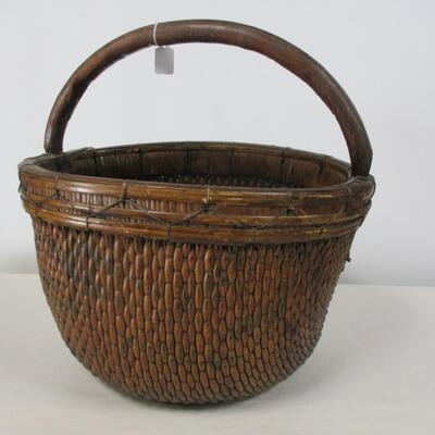 Woven Chinese Will Basket With Handle