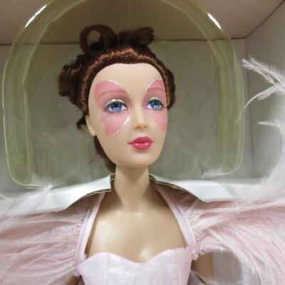Madame Alexander Elan Doll