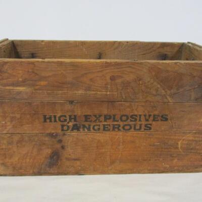 Trojan Powder Co.  Wood Box