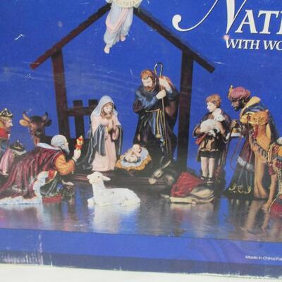 Kirkland Nativity 13 Piece Porcelain Set