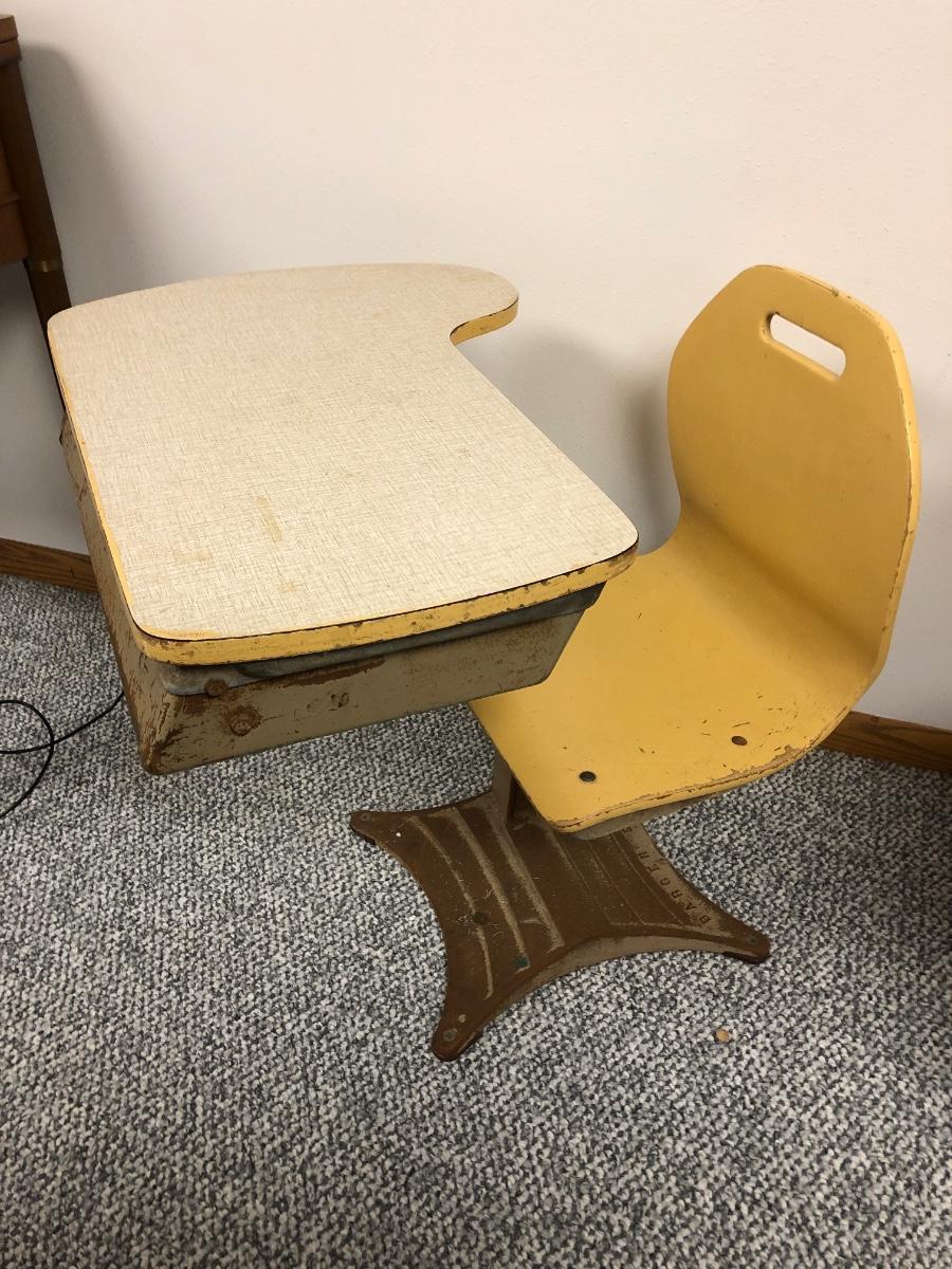 P24 Vintage Scool Desk By Bergen Staput EstateSales P24 Vintage Scool Desk By Bergen Staput EstateSales
