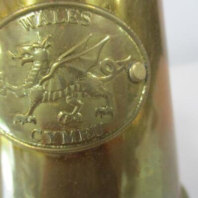 Wales Gymru Protector Lamp