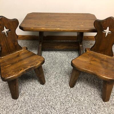 P44- Vintage kids table & chairs
