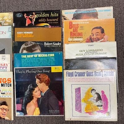 Vinyl Record Lot 4, 30 Albums Various Artists
