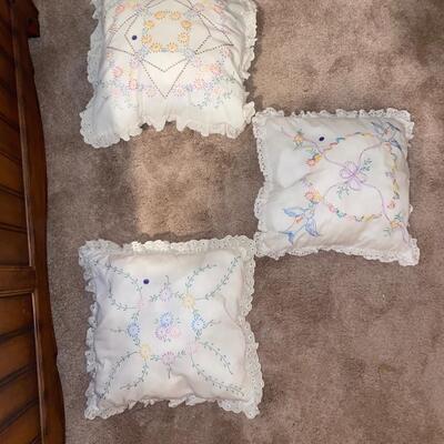 Crocheted pillows