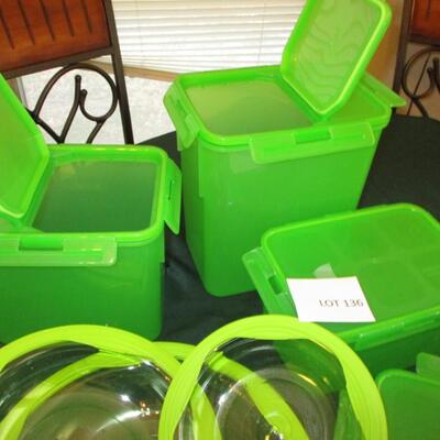 Lockin Green Plastic Containers