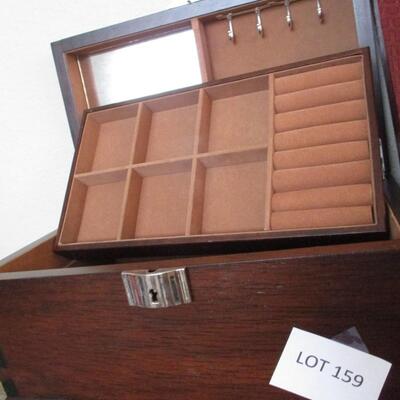 Wooden Jewelry Box & Ringholder
