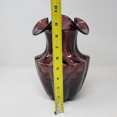 1990'S FENTON PLUM RUFFLED DIAMOND VASE