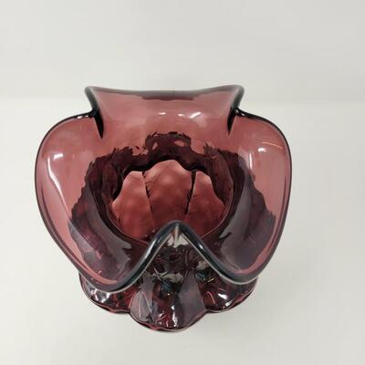 1990'S FENTON PLUM RUFFLED DIAMOND VASE