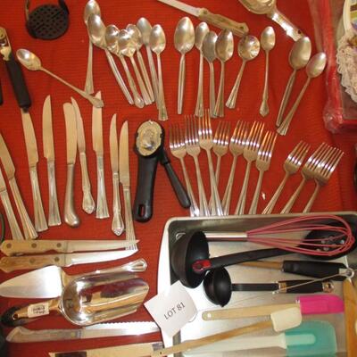 Flatware & Kitchen Utensils