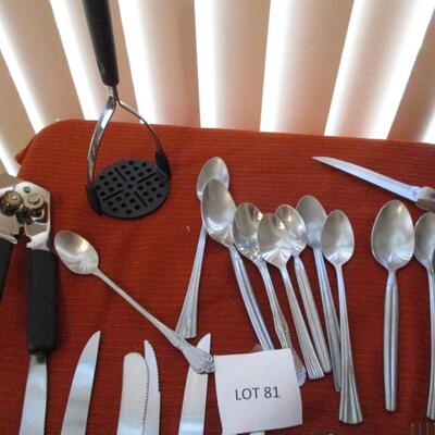 Flatware & Kitchen Utensils