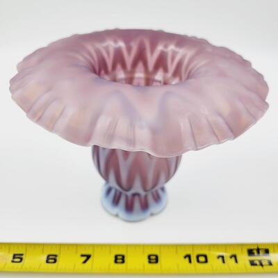 BEAUTIFUL FENTON SATIN (VIOLET & WHITE) FAIRY LIGHT