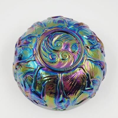 BEAUTIFUL FENTON LEVAY AMETHYST CARNIVAL GLASS  NUDE LADIES ART PIECE (NUMBERED)