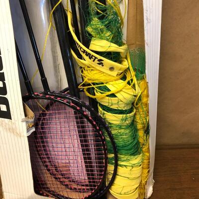 S7- Badminton , spare net & Rallyball