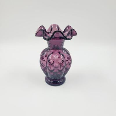 VINTAGE FENTON AMETHYST ART GLASS RIBBED MELON VASE