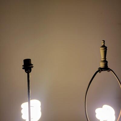 Pair of Porcelain and Metal Lamps (LR-DW)