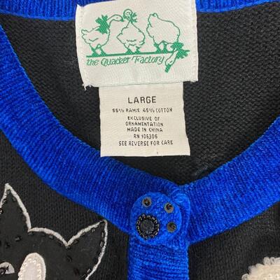 THE QUACKER FACTORY - CATS & DOGS THEMED" SWEATER - SIZE LARGE