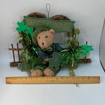 St. Patrick's Day Teddy Bear Wall Hanging Holiday Decor