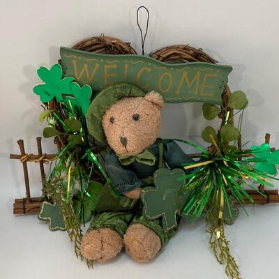 St. Patrick's Day Teddy Bear Wall Hanging Holiday Decor