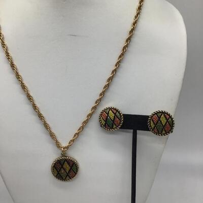 Vintage Sarah Coventry Necklace and Earring set