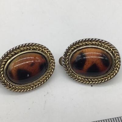 Vintage Clip on Earrings