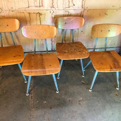 G17- 4 Vintage School Chairs