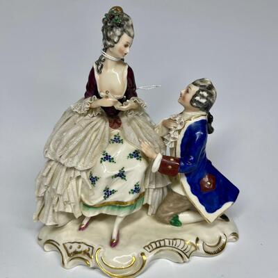 Vintage Antique Dresden Style Porcelain Lace French Man & Woman Lovers Courting Couple Figurine