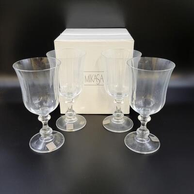 VINTAGE MIKASA FRENCH COUNTRYSIDE SET OF 4 GOBLETS- MADE IN AUSTRIA LOT#1