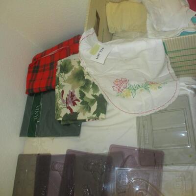 Assorted Kitchens-- Plastic Molds, Potato Chipper