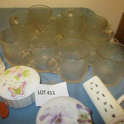 Household-- Glass Mugs