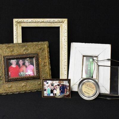 Lot of Picture Frames 