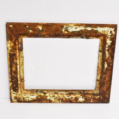 Well-Aged Grate 